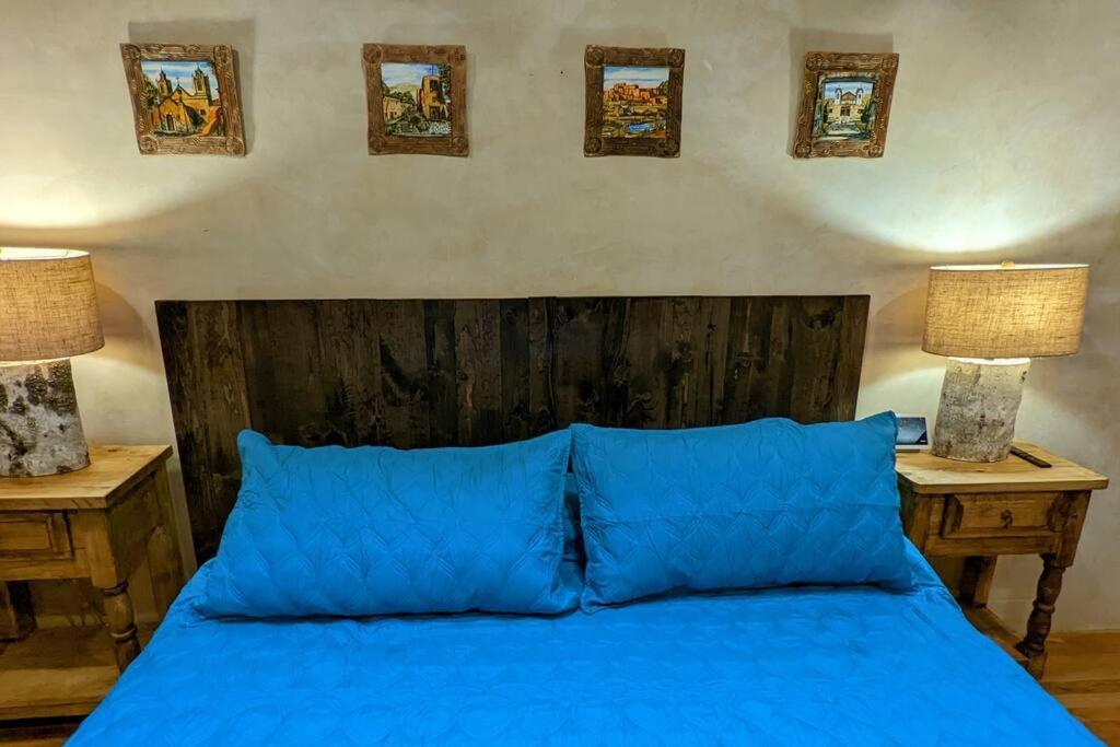 Magical Santa Fe Stay, Minutes From Town Square, Sleeps 4, Includes Free Parking And Outdoor Hot Tub! Exteriér fotografie