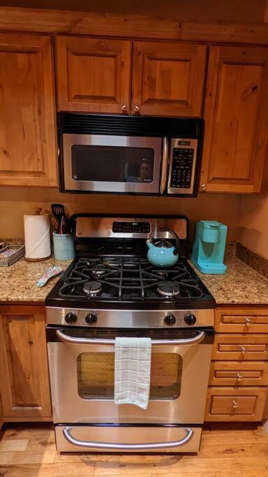 Magical Santa Fe Stay, Minutes From Town Square, Sleeps 4, Includes Free Parking And Outdoor Hot Tub! Exteriér fotografie