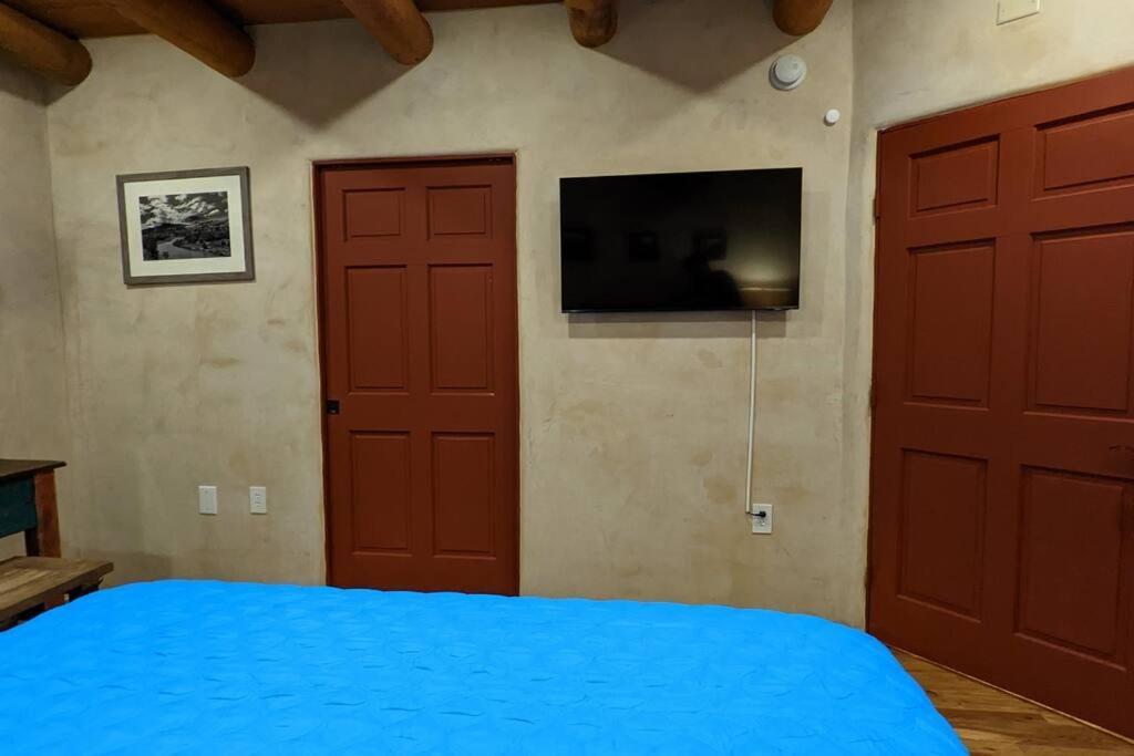 Magical Santa Fe Stay, Minutes From Town Square, Sleeps 4, Includes Free Parking And Outdoor Hot Tub! Exteriér fotografie