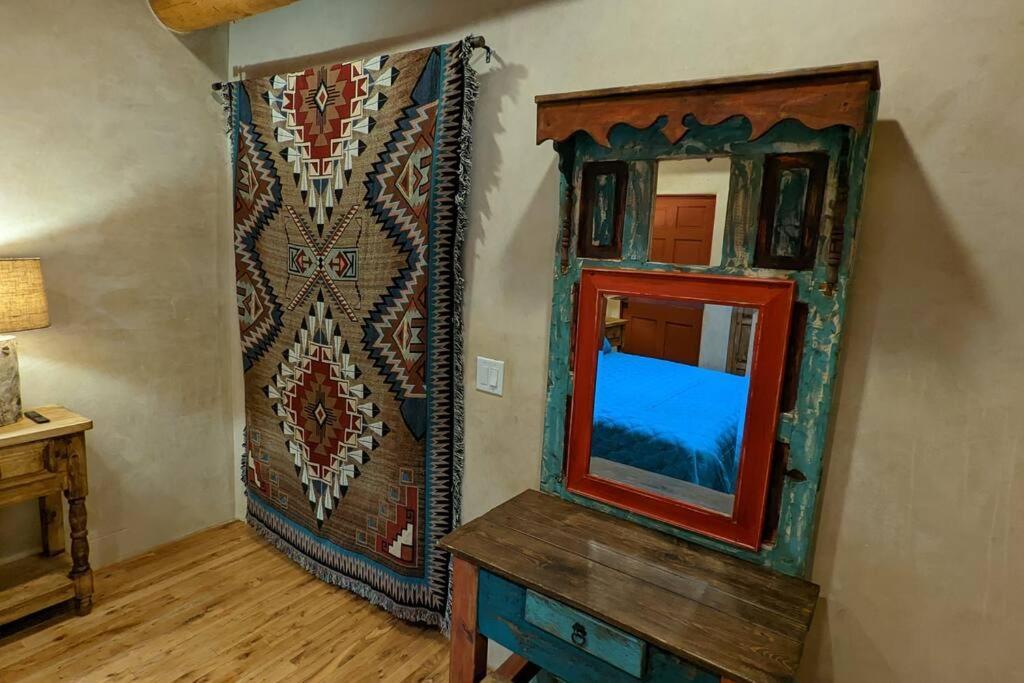 Magical Santa Fe Stay, Minutes From Town Square, Sleeps 4, Includes Free Parking And Outdoor Hot Tub! Exteriér fotografie